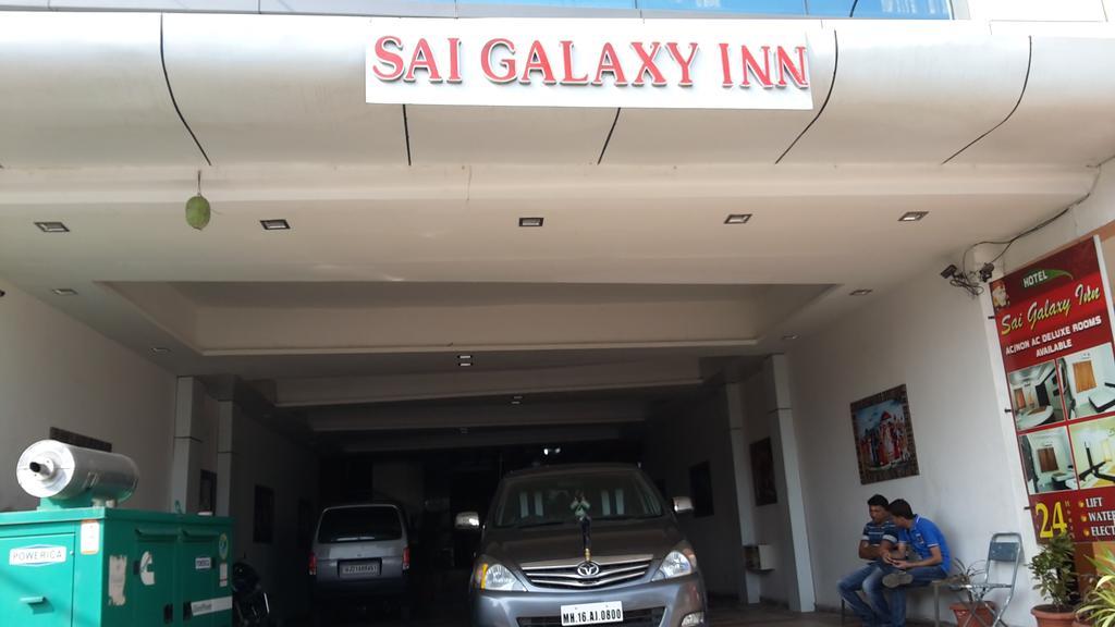 Hotel Sai Galaxy Inn シルディ エクステリア 写真